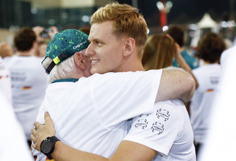 sunshinemick47's tweet image. MICK AND NORBERT😭😭 THE VETTELS AND THE SCHUMACHERS ARE ONE FAMILY😭😭