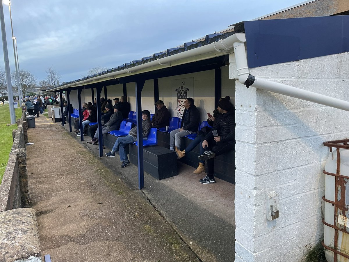 Kizzyetrance's tweet photo. Saturday 19th November 15:00ko
Match 111 of 2022/23
๐ Southern Road, Exmouth - new โ
@ExmouthTown_FC 3
@FootballBashley 2
Southern League Division One South @PitchingIn_ @SouthernLeague1
#groundhopping #PitchingIn #Exmouth #ExmouthTownFC #Bashley #Devon #UpTheBash @swsportsnews https://t.co/QQwsrDq4EJ