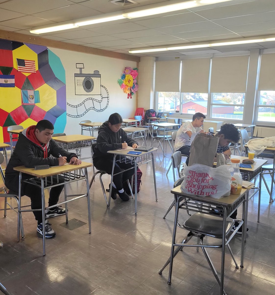 First Saturday of the ENL Support Program - because its never to early to start preparing for the regents
@MrsHDvorak <a href="/SOrtizMineola/">Sara Ortiz</a> <a href="/mineolahs/">Mineola High School</a>
