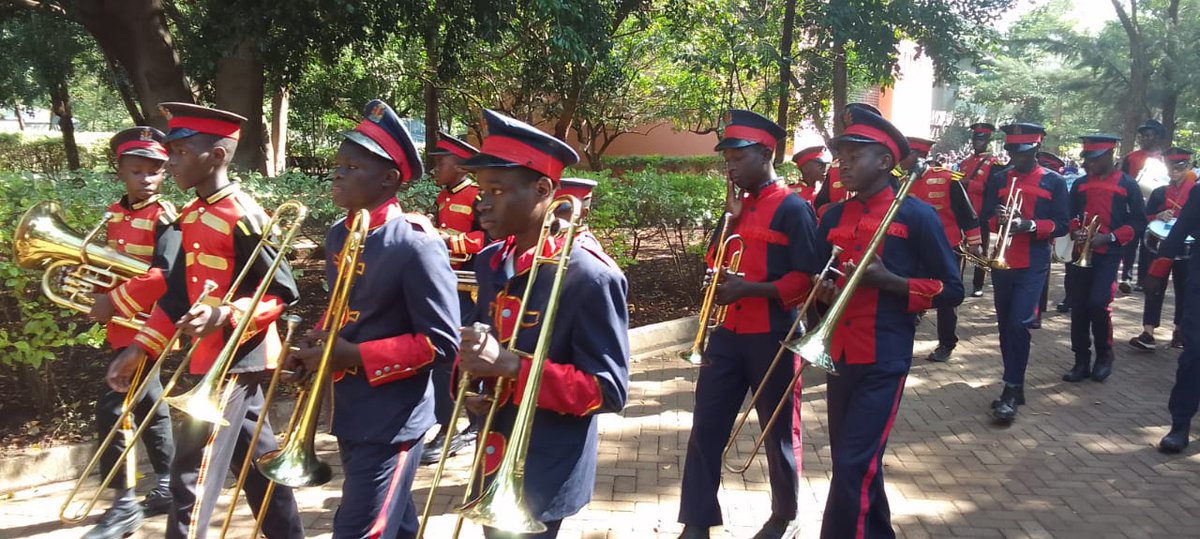 We were privileged to commemorate the World's Children's Day at Kasagam Secondary school. This offered us an inspirational entry point to advocate,promote and celebrate children's rights.
 THEME: Inclusion and equality for every child.
#WorldChildrensDay2022
#JusticeForAll