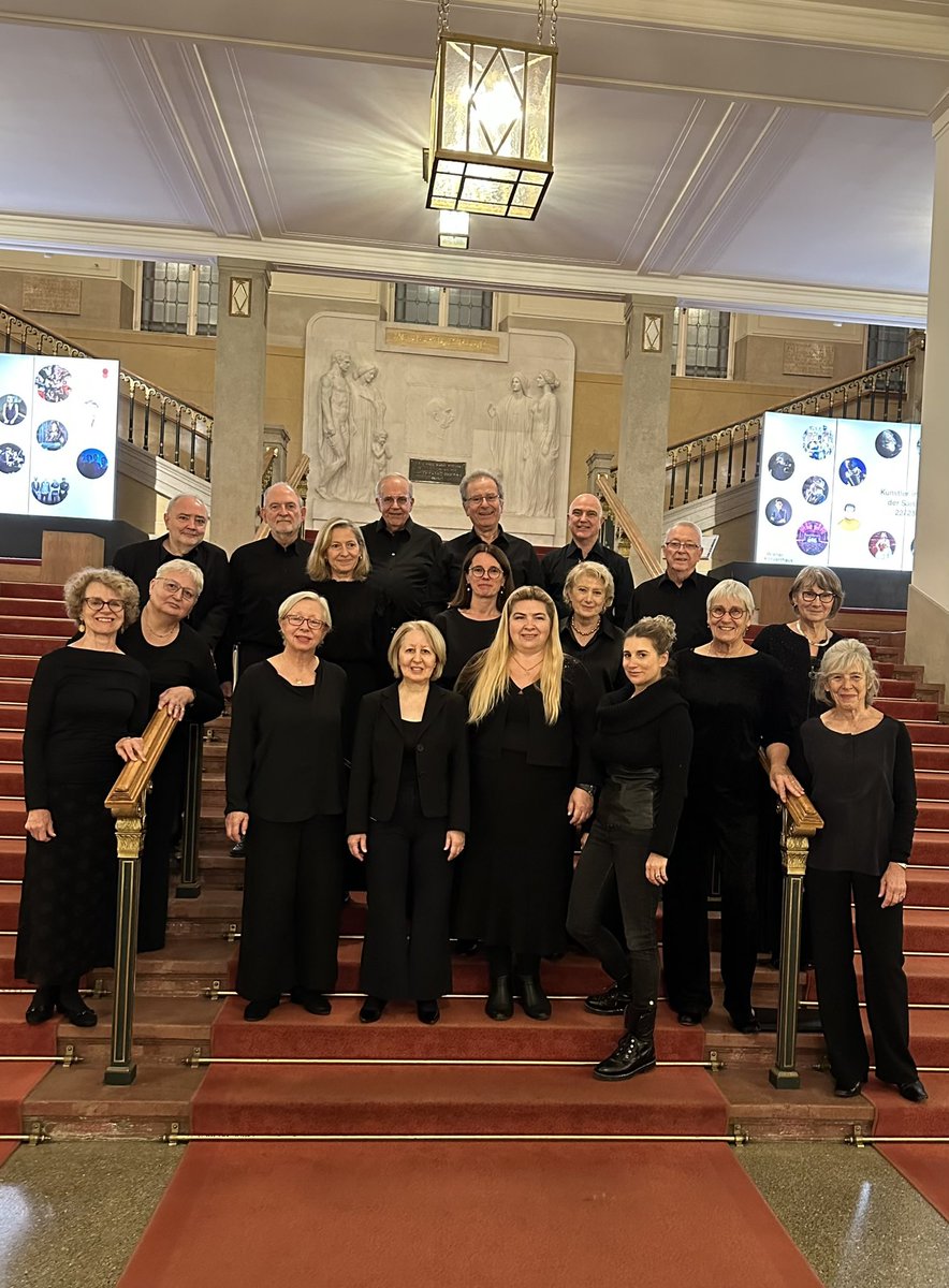delphine_meric's tweet image. Le chœur #passionato du conservatoire d’#asnieres au #misatangofestival de #Vienna avec le maestro #Palmeri au #konzerthaus