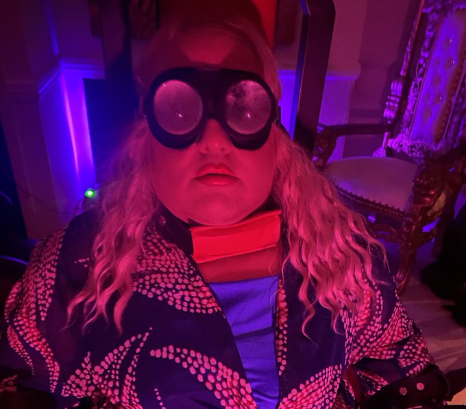 Saturday night goggle fun with smoking sissy https://t.co/7w31x3c8YR<a href="/tag/poppersintox"class="tags"><span>#poppersintox</span></a>
