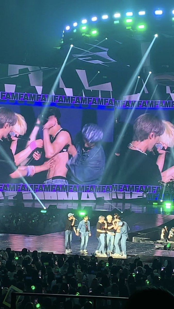 Lue 💗🤟 on Twitter "RT skz_concerts
