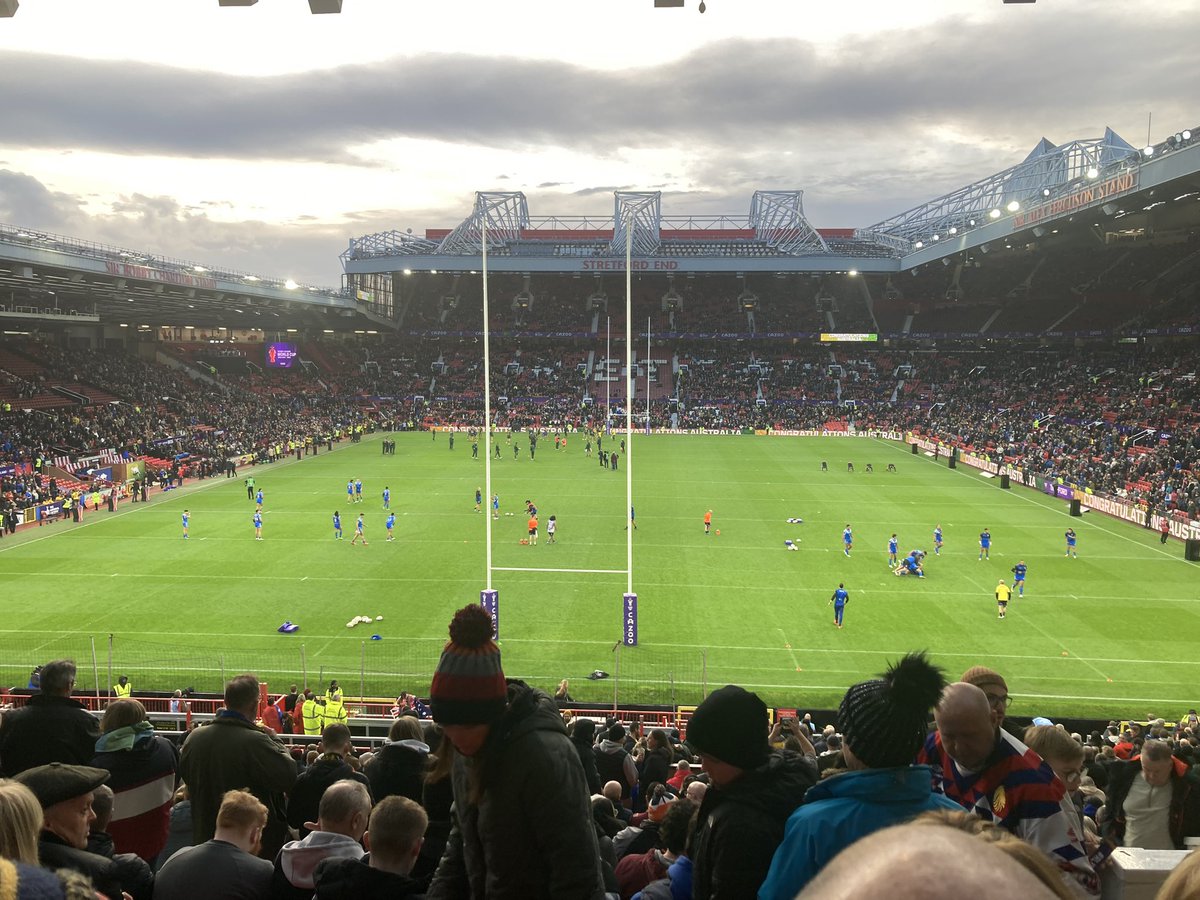 Mjogalvin1's tweet photo. Last minute offer of tickets and found ourselves at the Rugby League World Cup Finals. Bloody brilliant. Well done Australia Women and Men. #WRLWC https://t.co/Y0wuDF9CHe