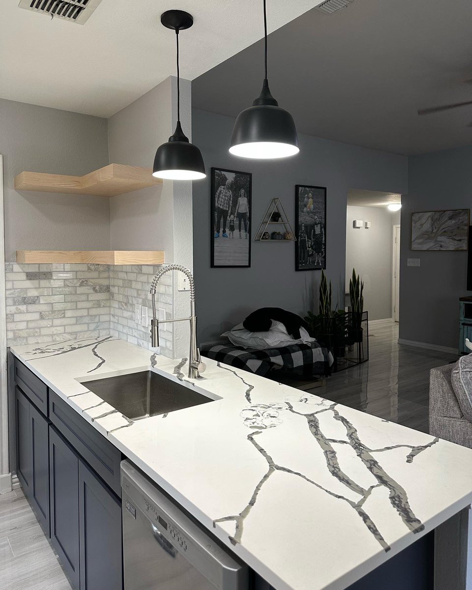 marlonAllen1405's tweet image. 💙 what I get to do for a living 📸 #irenovaterealestate #dfwcontractor