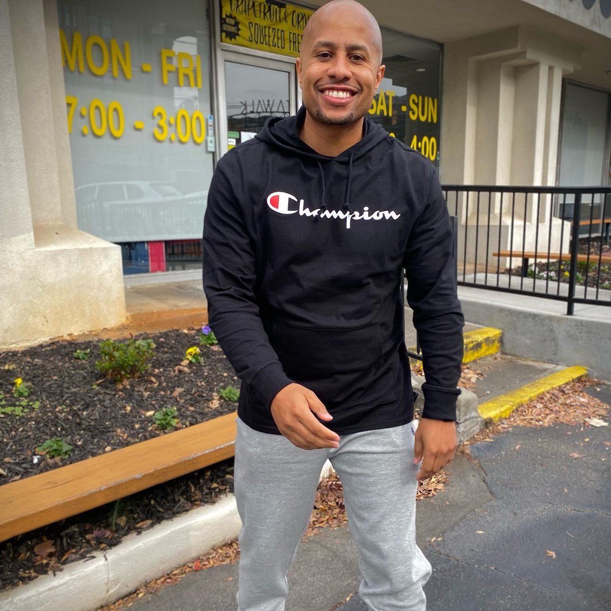 KyleSpeaks tweet media