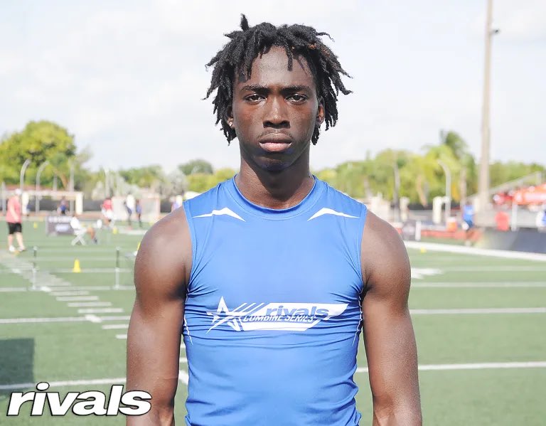 Earlier this week, Miami offered two highly productive underclassmen WRs out of Palm Beach (FREE)

miami.rivals.com/news/two-notab…

<a href="/canes_county/">CanesCounty.com</a> | <a href="/Rivals/">Rivals</a>