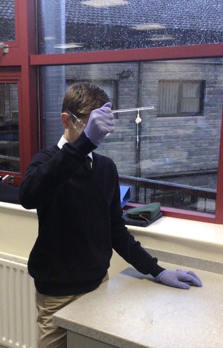 AmpCollScience's tweet photo. Our IGCSE Chemists enjoying practical work this week #STEM @AmpleforthColl https://t.co/q7WnlsRLg3