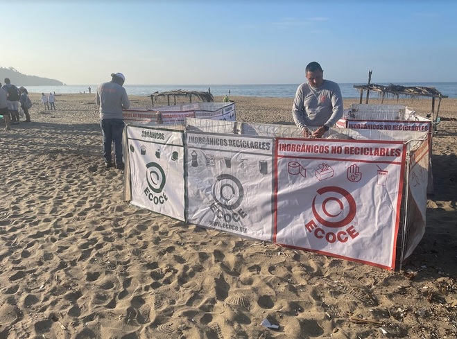 ecoceac's tweet photo. 🧵👇 #ECORESCATE 1/2
En un esfuerzo conjunto de 300 voluntari@s y la @SEMARENgro, apoyamos con el acopio de residuos en la playa Pie de la Cuesta en #Acapulco 🚮🏖️, recuperando: https://t.co/f1gt7uiccT