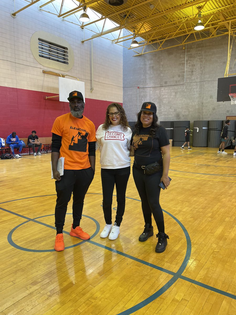 BoardOfPardons's tweet photo. Great record clearing community event in Philly with the Elevation Project 215 this afternoon! https://t.co/ntpKp3pspn