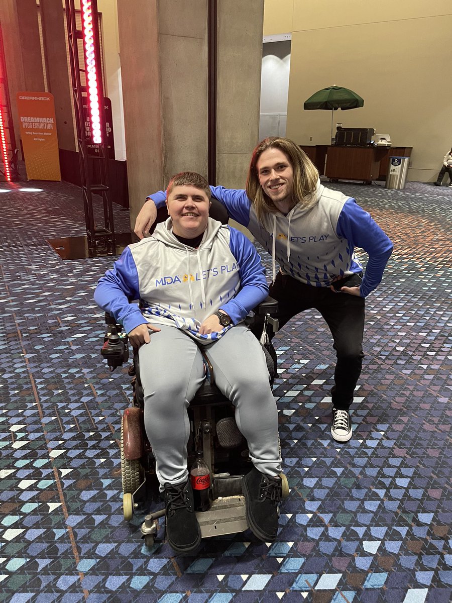 K_C_Moving's tweet photo. OMG words can’t Describe how much fun yesterday was @DreamHack Atlanta! Thanks for this Amazing opportunity @MDALetsPlay and connecting me to someone as awesome as @Beaniez_
To make the time even better we met @LudwigAhgren and @DrLupo
#mdaletsplay #keepcharliemoving https://t.co/Ro4JJ719qD