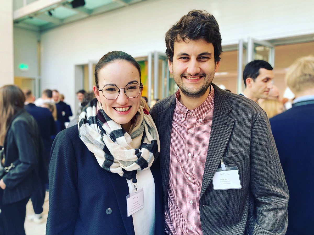 Jüngste Landtagsabgeordnete ever BW @alenatrauschel &amp; jüngster Hochschulpräsident @Karlshochschule - schön, ein Stück #Karlsruhe Baden-Württemberg bei <a href="/capitalMagazin/">Capital</a> #top40 mit frischem Wind vertreten ist 😆.(Wer ist noch aus BW dabei?).