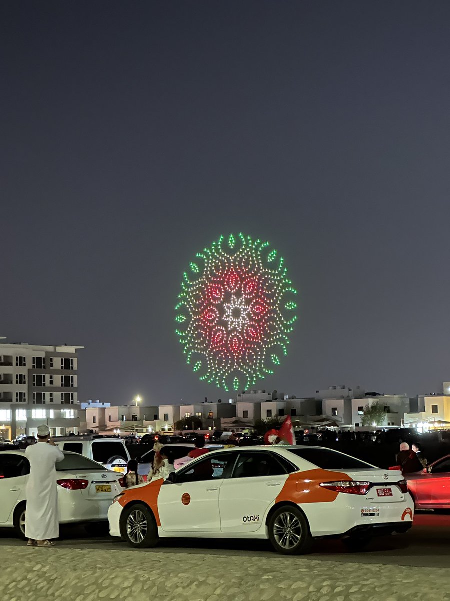 lasiaf's tweet photo. The light #drone show earlier today celebrating the 52nd National Day, Oman.
.
.
.
#shotoniphone #العيد_الوطني_52_المجيد #العرض_العسكري٥٢ #ظفار_ترحب_بمولانا_السلطان #الاغاني_الوطنيه #اليوم_الوطني_العُماني_52 #هيثم_العهد_السعيد #هيثم_بن_طارق https://t.co/NoNZCxEi5V