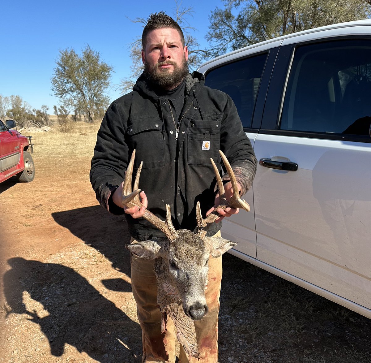 CoachCrissup's tweet photo. #CountryBoy #RedDirtMud #whitetailbuck https://t.co/MKHi928Uqy