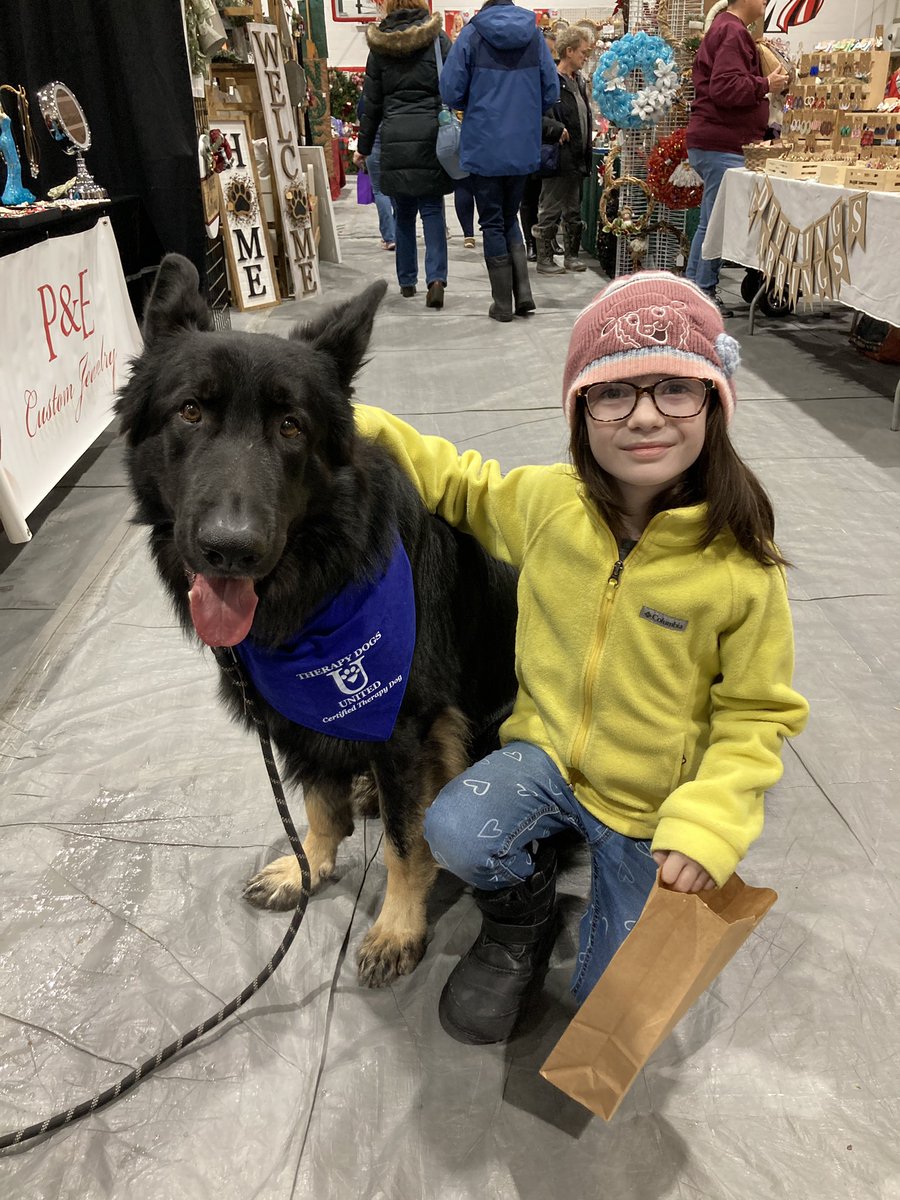 EricaBee 🐝 tweet media