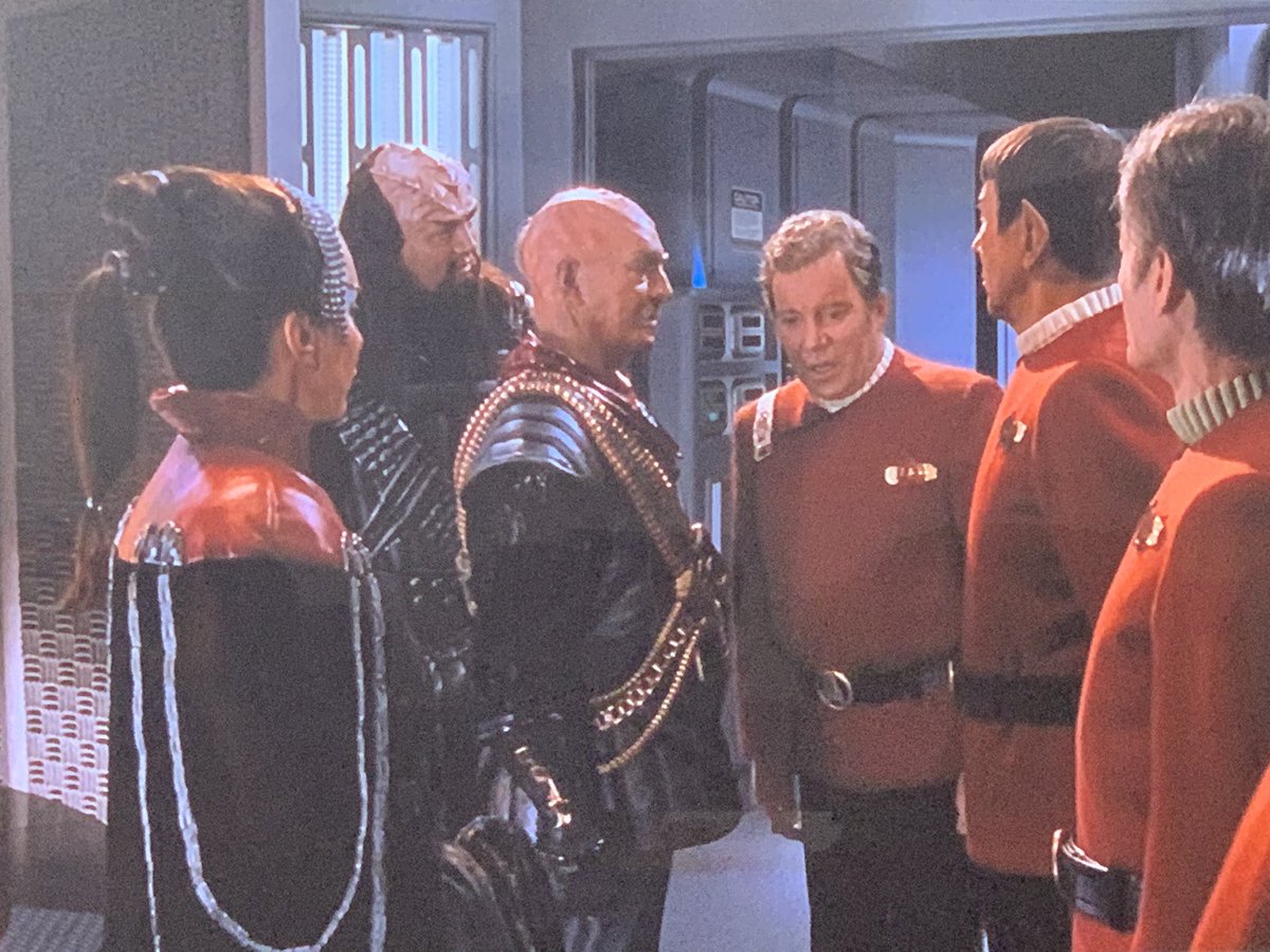 MALGIS31's tweet image. Bad cold today. Figured a good time to catch the new BD of The Undiscovered Country