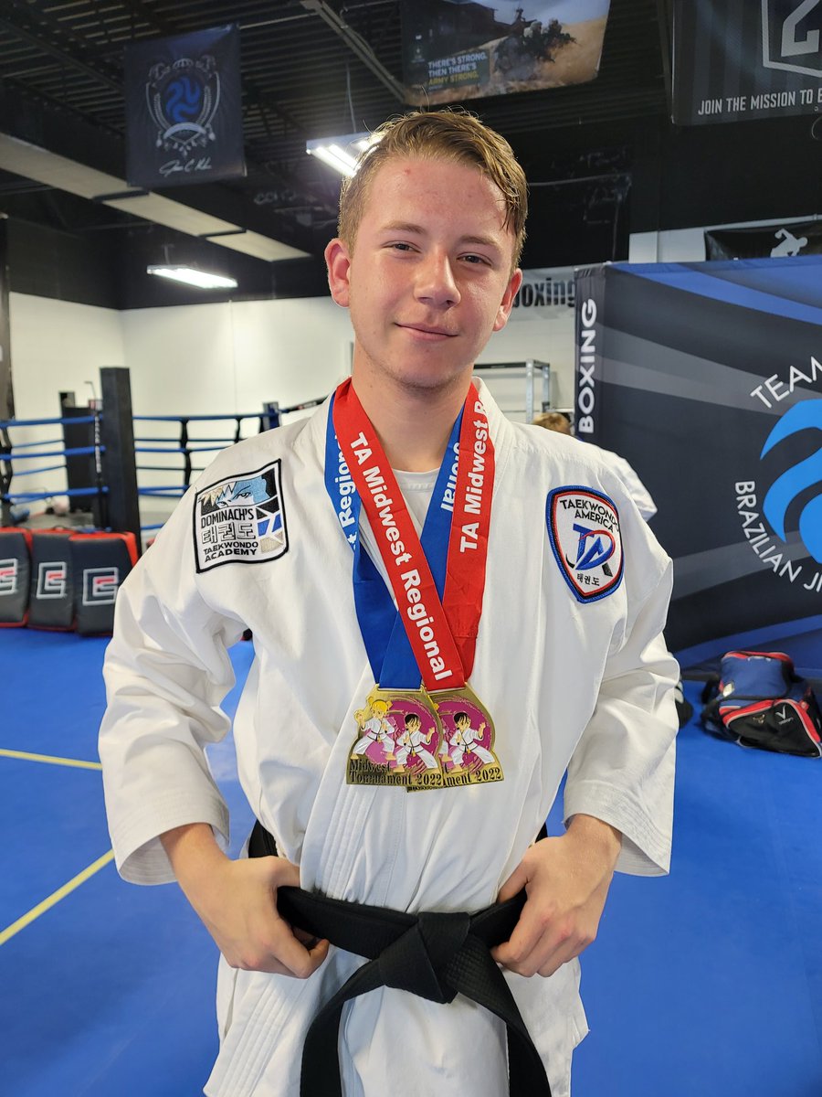 Avery_Thomas06's tweet photo. Competed in my first Taekwondo tournament since January. Very proud of how well I did. I took 1st place in Forms AND went undefeated, getting 1st place in sparring as well! #Taekwondo #taekwondoamerica #midwestregionals https://t.co/oQApAR7vZk