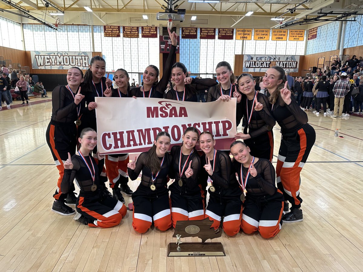 NNHSTigers's tweet photo. Dance with another State Championship!!  Go Tigers!! https://t.co/2o5lRZBXxB