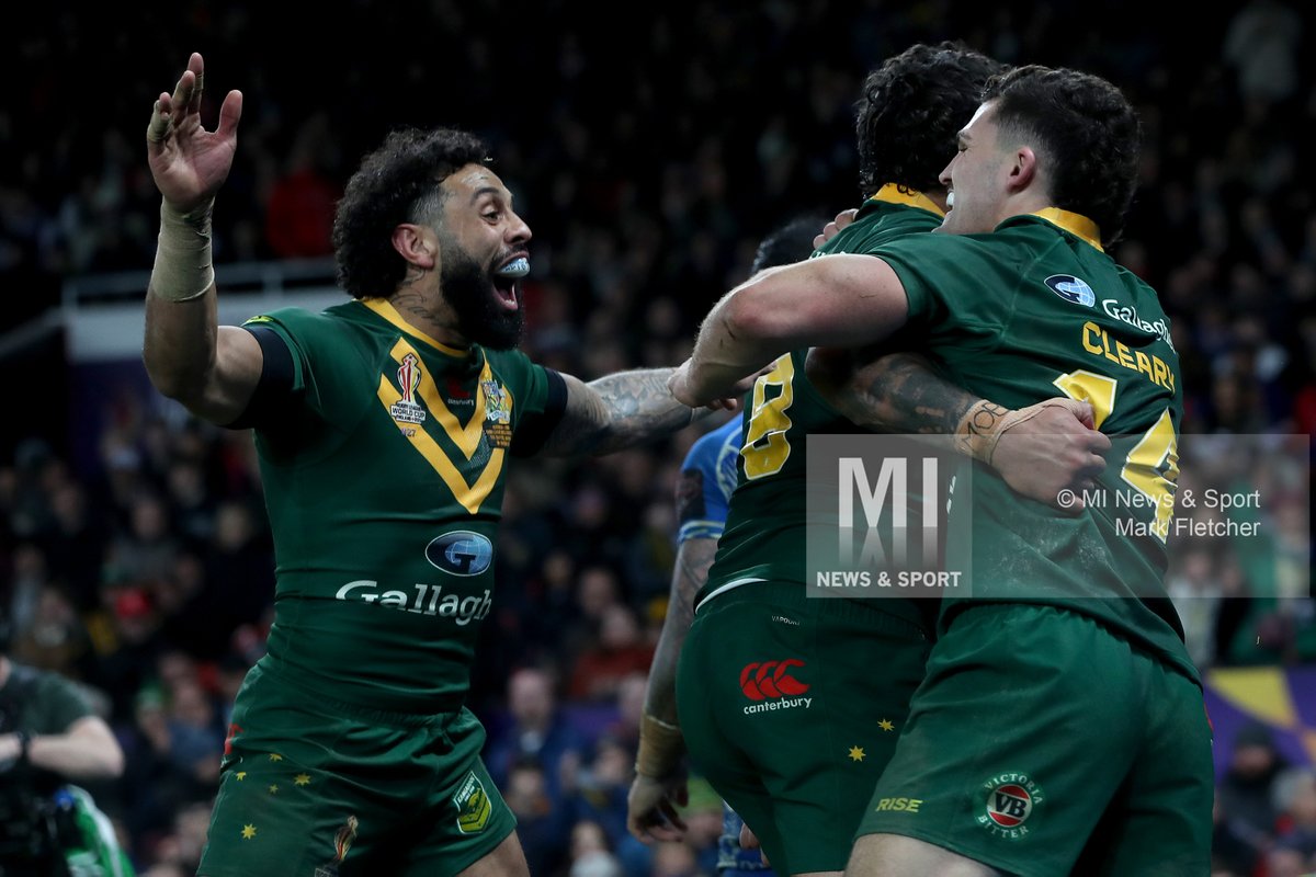 Double joy for the land down under as the Kangaroos follow the Jillaroos in lifting the @RLWC2021 with a 30-10 win over Samoa at Old Trafford this evening #RLWC21 @Kangaroos @RLSamoa