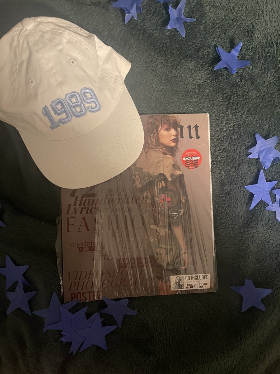 swiftienation_5's tweet image. Some merch I got came in!! @taylornation13 #Swifties
