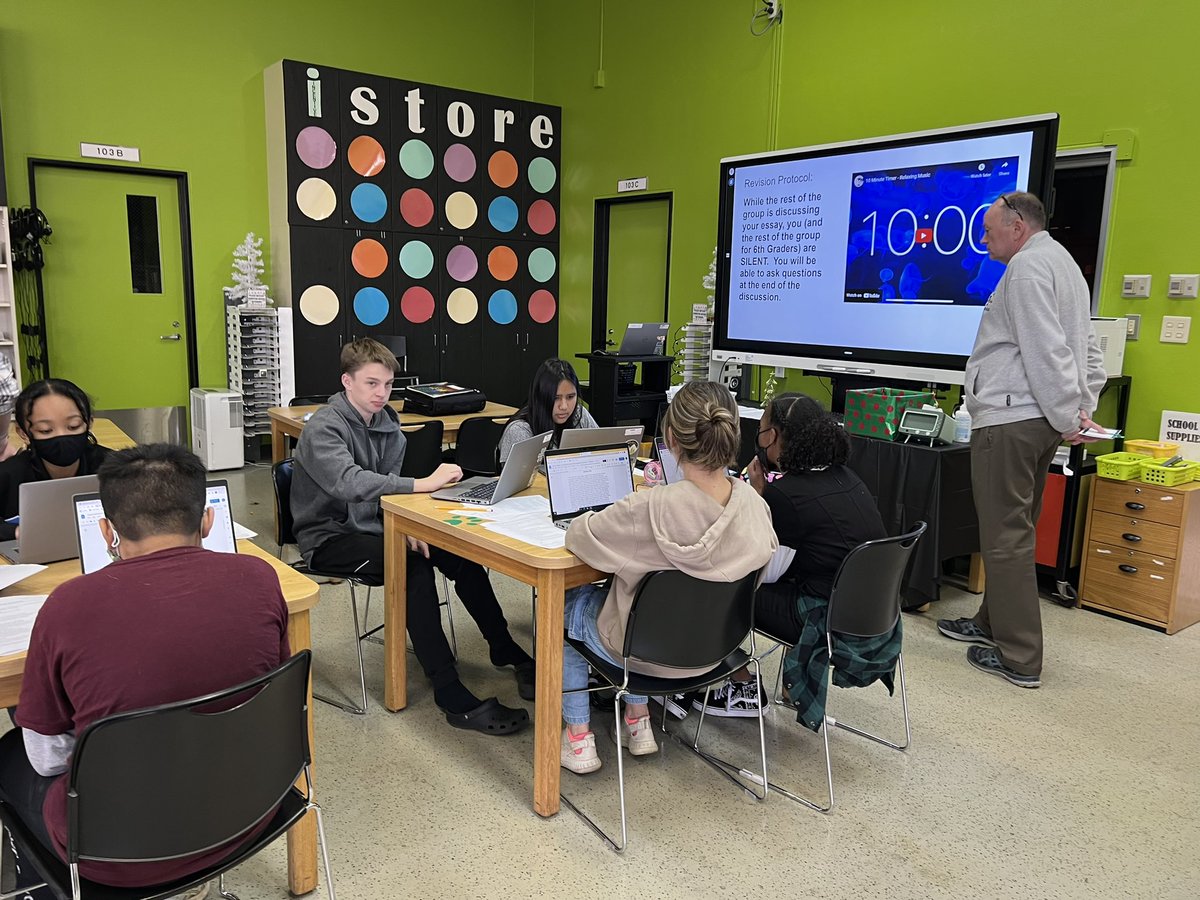 hilarynsimmons's tweet photo. Our CSI team helped to lead our first day of instructional rounds! We visited four classrooms and took away tons of new strategies and methods from our colleagues to improve student achievement! #instructionalrounds #YMSrocks @DoDEA @DoDEA_Pacific @vickilwilson5 https://t.co/7NoIR0a0ko