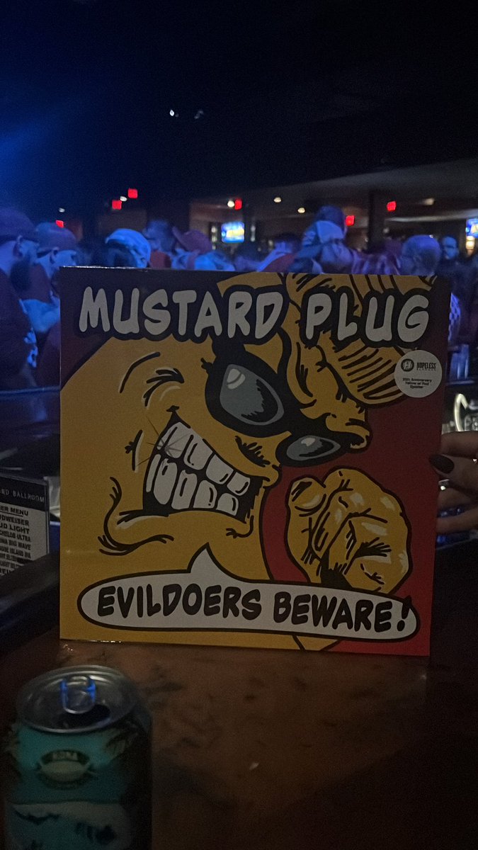 PopPunkDD's tweet image. Picked up a Mustard Plug vinyl 🖤🤘🏻