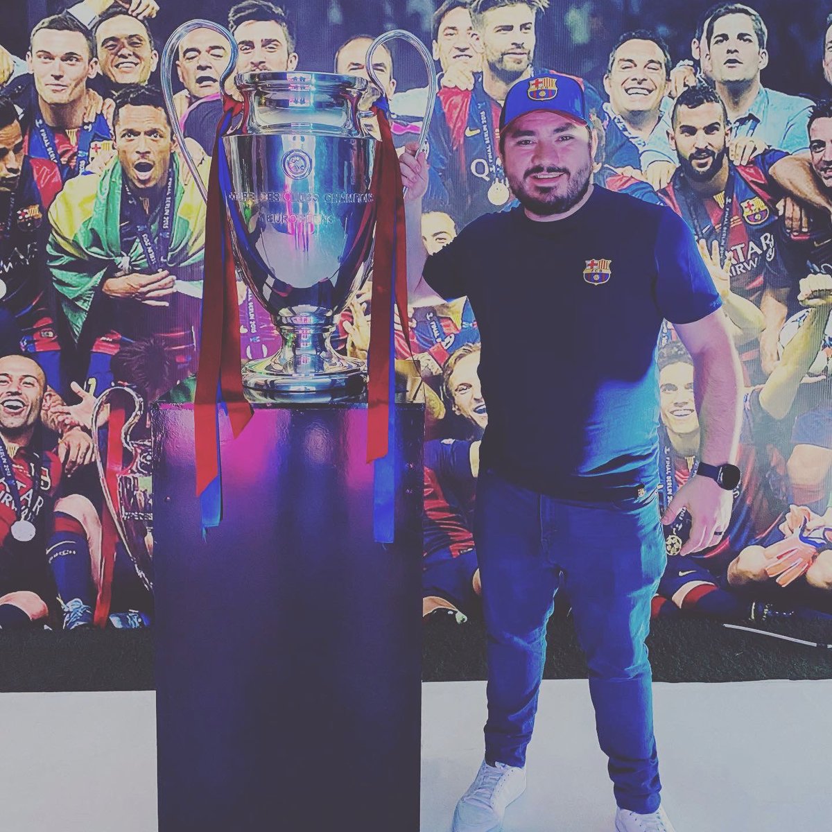 HugoAMD's tweet image. ¡Queremos la Champions!