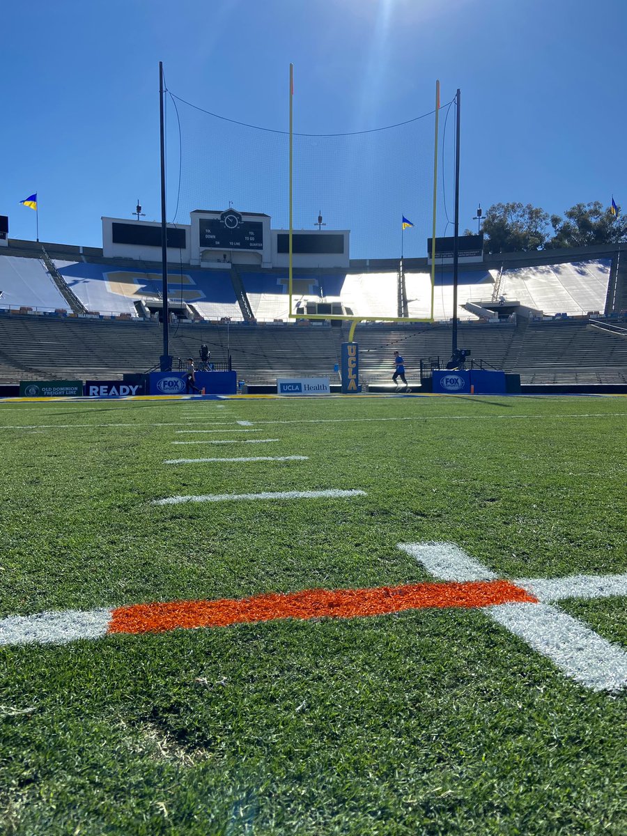 UCLAGameday's tweet photo. In loving memory of Lavel Davis Jr., Devin Chandler &amp; D'Sean Perry of @UVAFootball, @UCLAFootball joins the @pac12 in painting the 1, 15 &amp; 41 hash marks Virginia orange. 🧡

 #UVAStrong https://t.co/N4V2lYVa5e