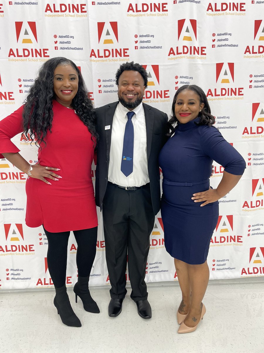 BrandiMStokes's tweet image. Still on ☁️ 9! This past week we celebrated a lot as a campus, but the Ribbon Cutting was the cherry on top. I’m glad to be doing God’s work with my amazing team! 💙💛 #HowMightWe @Impact_AISD #MakingAnImpact #AldineConnected