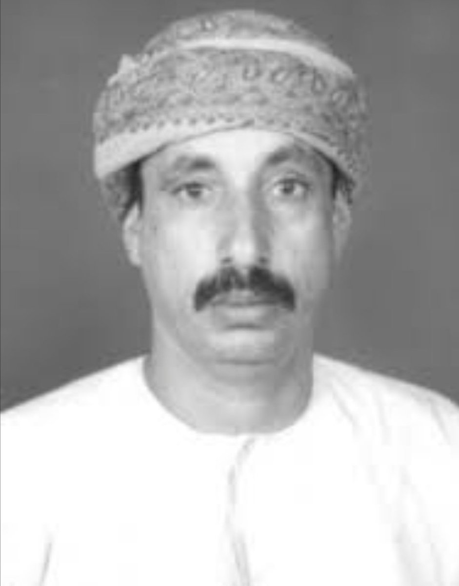أحمد الحبسي (@ahmed94666554) on Twitter photo يظل الشعر خجولا بعد بوح شاعر عمان الكبير سالم بن علي الكلباني:
عمان اسعدي إنا ضمنا لك السعدا
وطوفي بآفاق العلا كوكبا فردا
لقد أبت الأقدار يا معهد الإبا
لعزك أن يلقى لسلطانه ندّا
عمان أيا لحنا بحنجرة العلا
ويا بحر جود ماؤه لم يزل مدّا
#العيد_الوطني_52_المجيد
<a href="/alkalbani811/">الشاعر سالم بن علي الكلباني</a> يظل الشعر خجولا بعد بوح شاعر عمان الكبير سالم بن علي الكلباني:
عمان اسعدي إنا ضمنا لك السعدا
وطوفي بآفاق العلا كوكبا فردا
لقد أبت الأقدار يا معهد الإبا
لعزك أن يلقى لسلطانه ندّا
عمان أيا لحنا بحنجرة العلا
ويا بحر جود ماؤه لم يزل مدّا
#العيد_الوطني_52_المجيد
<a href="/alkalbani811/">الشاعر سالم بن علي الكلباني</a>