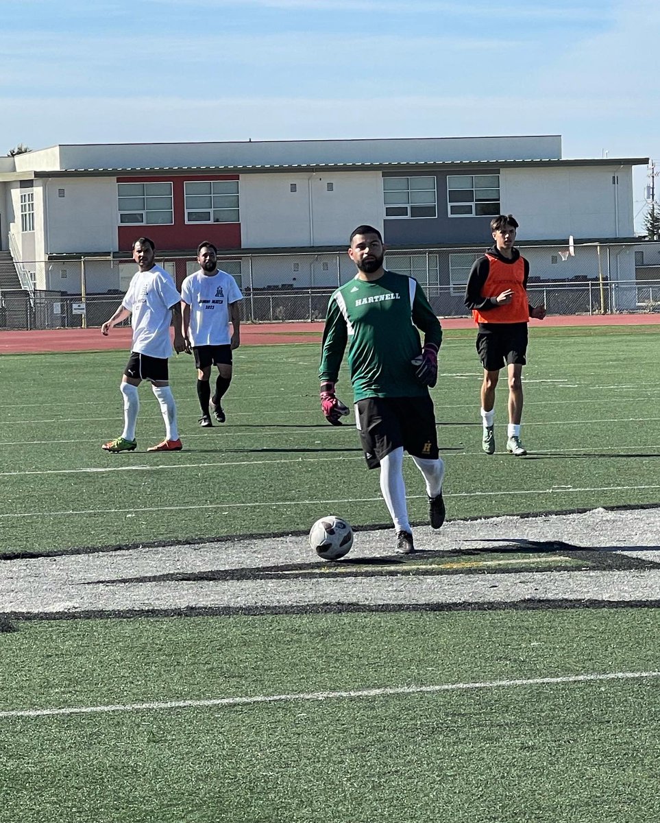 alisalfutbol's tweet photo. Alumni game was a success! @MarioCAguiar @Narez1994 Thanks to all the Alumni for supporting their Alma Mater! Vamos, Trojans! https://t.co/RhZts4HEtz