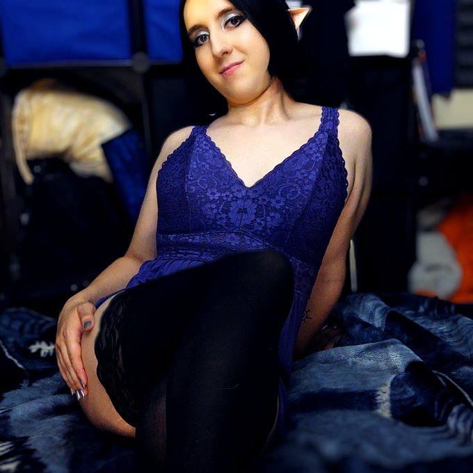 And she was your roommate~  My next set is up on OF for all of you darlings~ Enjoy~ https://t.co/Fn2u4xBIKT<a href="/tag/social"class="tags"><span>#social</span></a><a href="/tag/blusky"class="tags"><span>#blusky</span></a>