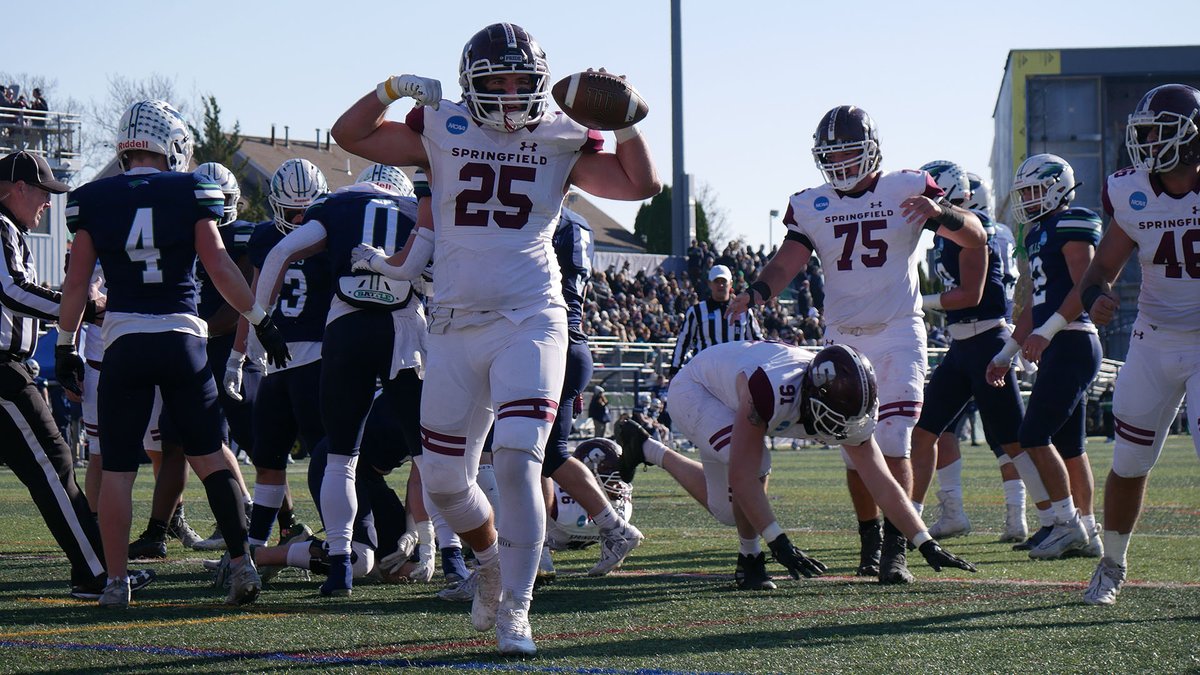 #SpringfieldCollege Football Surges Past No. 22 Endicott, 17-14, In NCAA Division III Championship First Round springfieldcollegepride.com/x/38i0c #d3fb