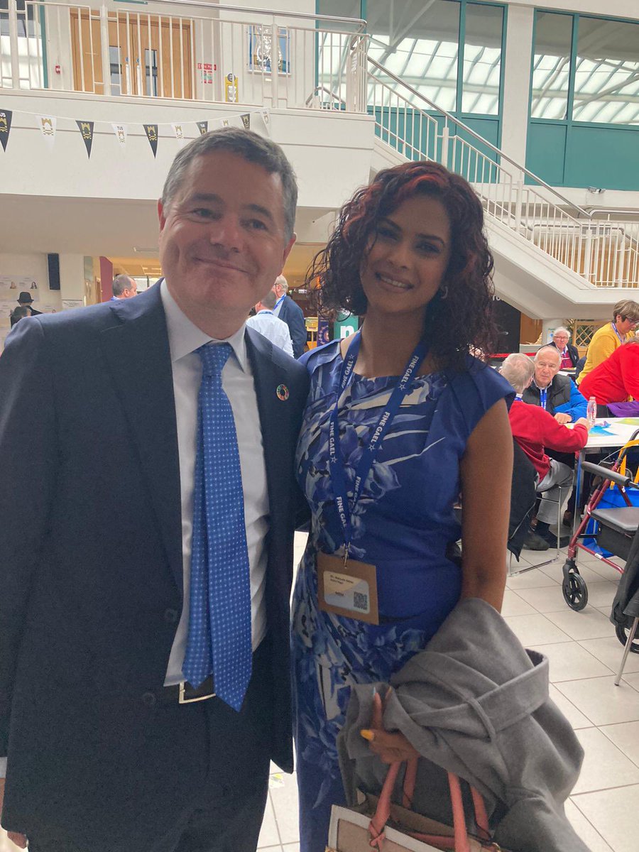 After so long, great to meet so many <a href="/FineGael/">Fine Gael</a> members and friends at #FGAF22 today.