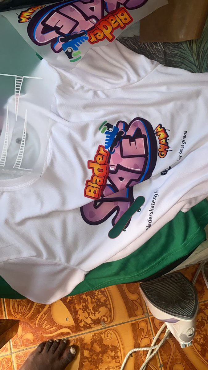 bladerskatesgh's tweet photo. Printing T-shirts and getting them ready for our 2023 projects.
You buy, you’re indirectly supporting the organization and promoting the @bladerskatesgh brand for the future.
#NormaliseSkating #FreeTheYouth #skaters #GhanaSkates #bladerskatesghana #bladerskates #bladers #rolling https://t.co/max7JnUlS3