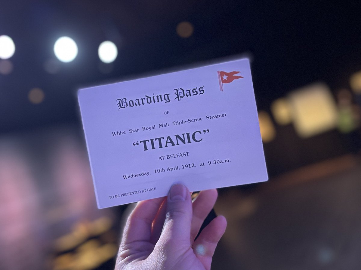 RealMFrancis's tweet image. Filming today for the show and I am so excited! #newtoyrobot #titanic