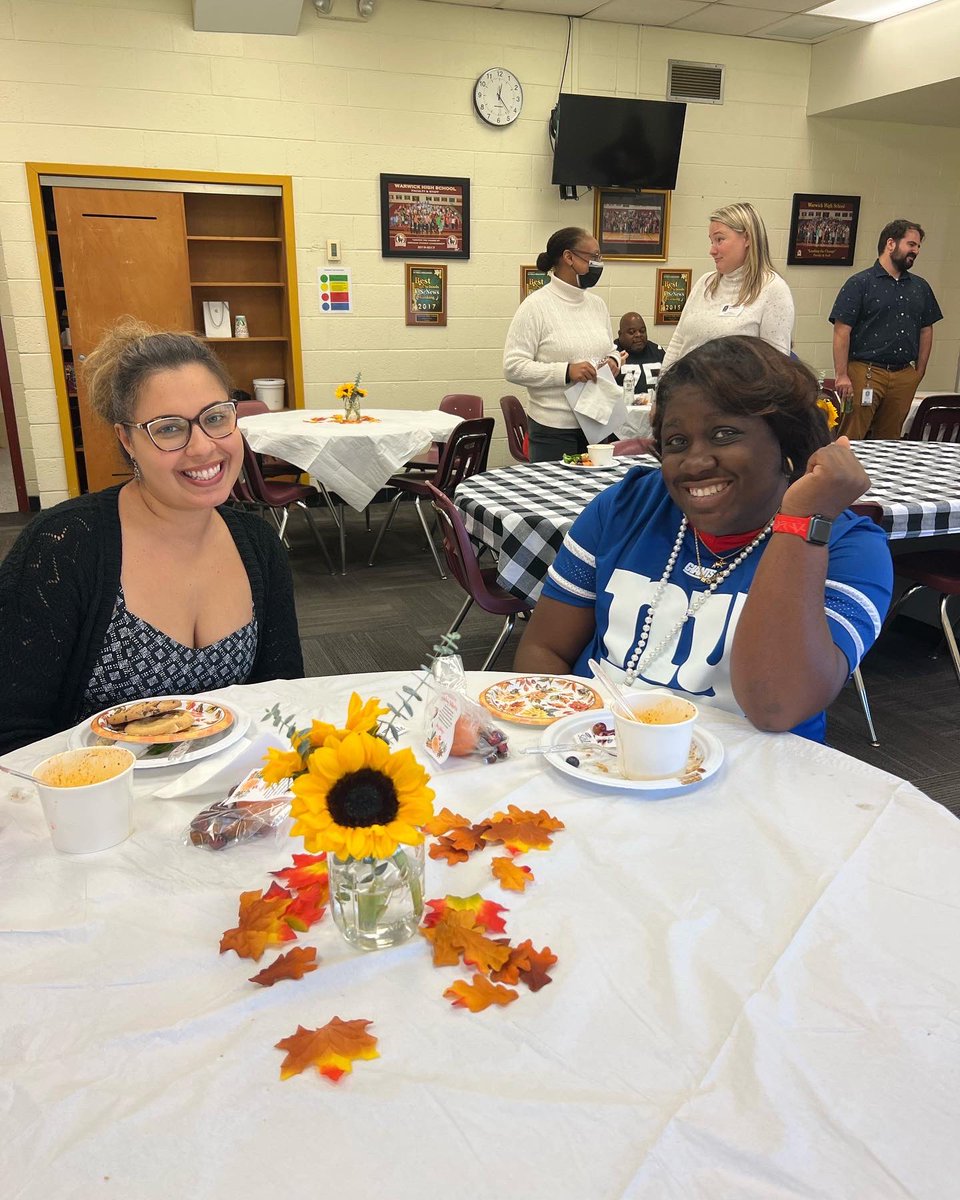 WarwickRaiders's tweet photo. The PTSA generously provided lunch for the staff on Thursday, November 17th & it was delicious! The Warwick room was filled with smiles & full bellies! We’re grateful for our wonderful PTSA! All WHS STAFF please join our PTSA if you haven’t already. #WHSPR #CopelandCrew ❤️💛 https://t.co/UaxAHUFWjv