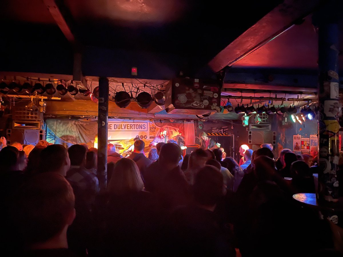 Inner Circle on now! Having it! Get down to New Adelphi in Hull! Limited tickets left on the door £6.50! ⁦<a href="/TheDulvertons/">The Dulvertons</a>⁩ headlining