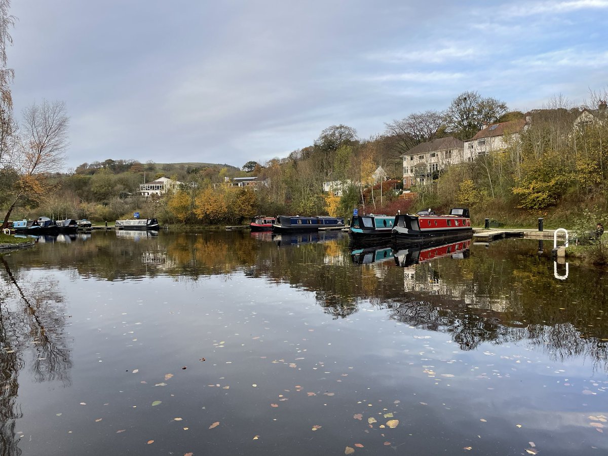 Amazing day in #llangollen.

 #BritNW #WeAreNordicWalking @NordicWalkingTelford #BetterHealth #BerwynWalks #nordicwalking #inwa @BerwynWalks #TelfordNordicWalking #walking #outdoors