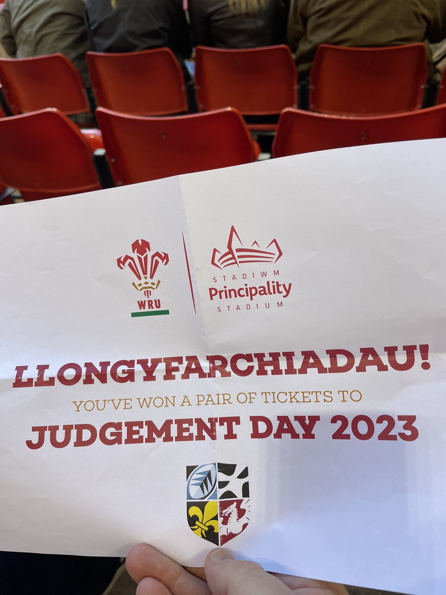 sisson_gareth's tweet photo. Not the result @WelshRugbyUnion but onwards and upwards. But a massive thank you to @ScottQuinnell @principalitysta for giving us tickets for Judgement Day 🏉🏉 https://t.co/yLsr9CjL7L