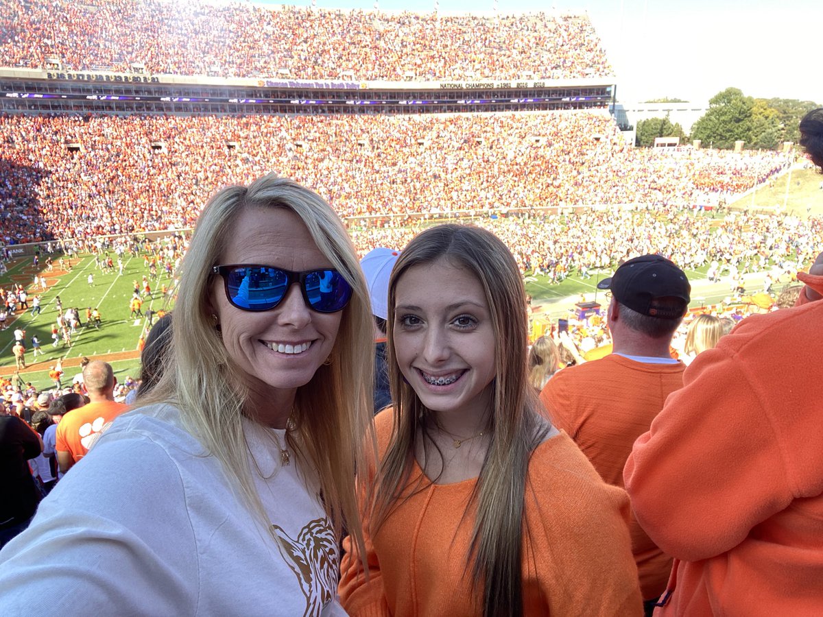 cskinnersclass's tweet photo. #bestinthegame #ClemsonFb https://t.co/ANDtiIzeMx