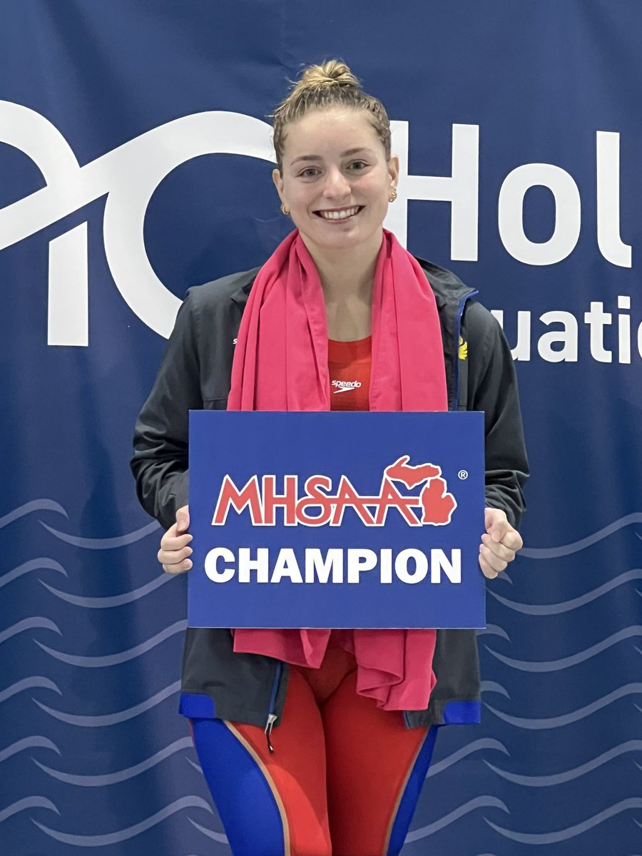marianathletics's tweet photo. For the 2nd year in a row, MSD has the @MHSAA Finals Swimmer of the Meet. 

This year it is RACHEL BELLO who won two individual events and anchored a relay championship! #MarianStrong https://t.co/oF0NVFxCJz
