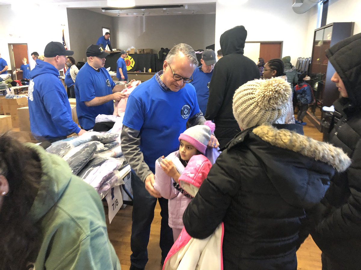 Pittsburgh Fire Fighters tweet media