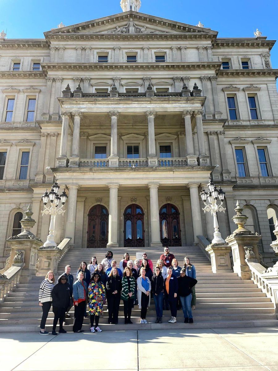 ChoiceSchools's tweet photo. Our office managers from our communities across Michigan gathered for a day of learning and connection. The team shared their expertise during informative breakout sessions. We also had the opportunity to tour the Michigan State Capitol. Thank you to @DavenportU for hosting! https://t.co/AbrRWeOPd6