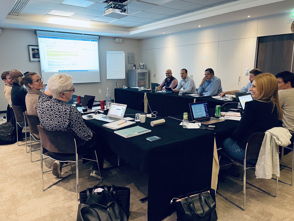marjan waterloos (@mwaterloos1) on Twitter photo Great urethral strictures panel guidelines meeting <a href="/Uroweb/">European Association of Urology (EAU)</a> Great urethral strictures panel guidelines meeting <a href="/Uroweb/">European Association of Urology (EAU)</a>