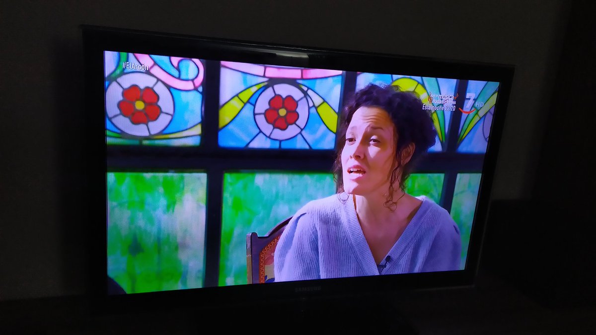 EnriquePrietoHe's tweet image. Viendo a @Sheila_Blanco_ en #ElArcon de @JavierPerezARGI en @cyltv #Salamanca