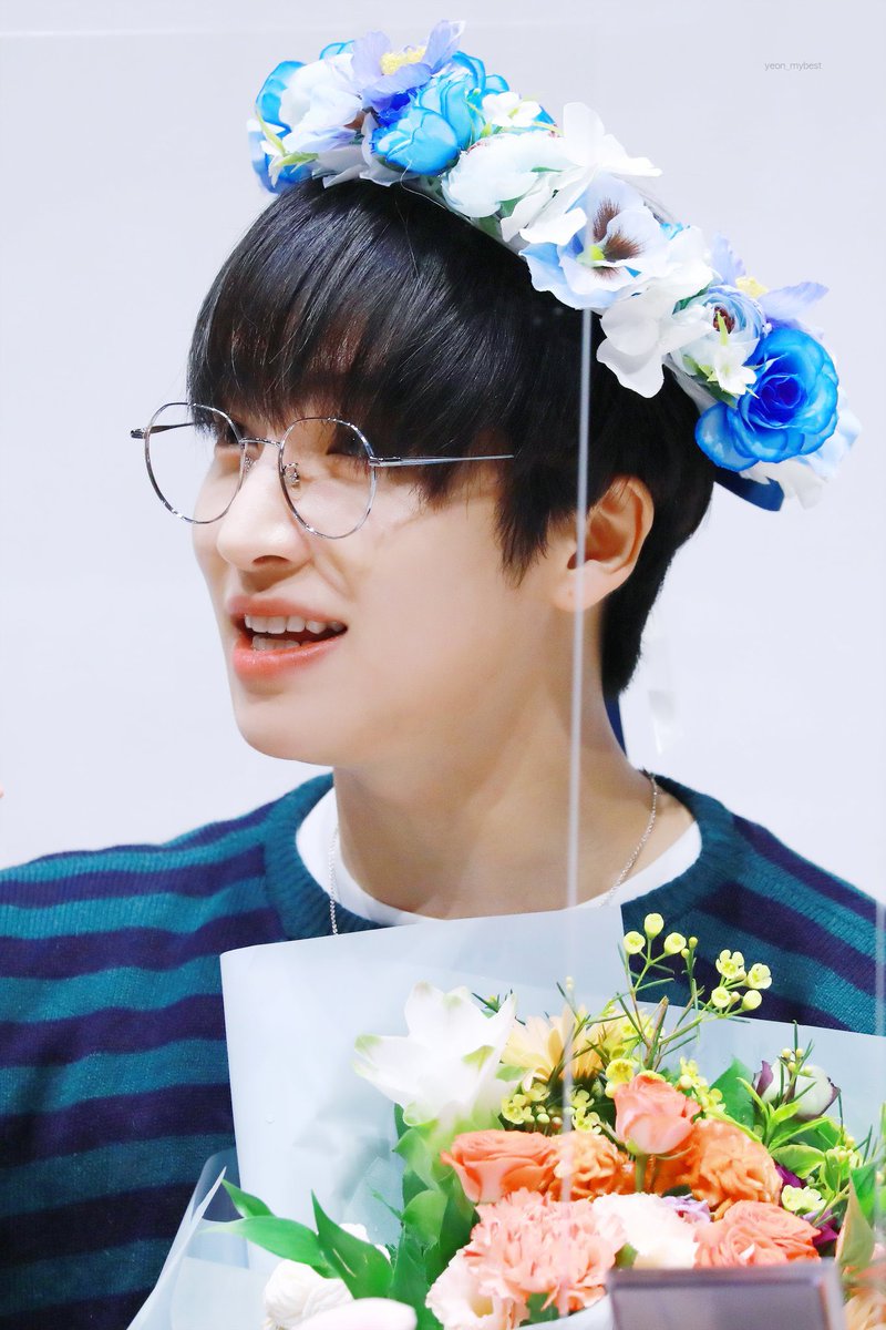 withLSY's tweet image. He literally drives me insane 

#sangyeon #상연