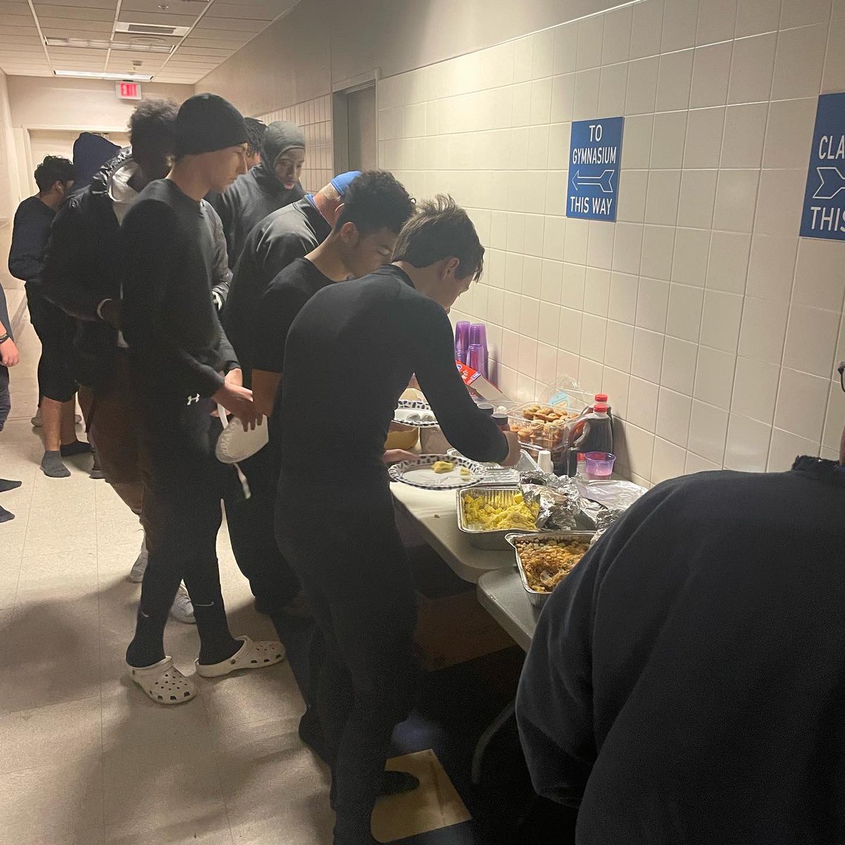 coachdeek10's tweet photo. Today really caught me different. We had 31 kids suit up for our JV Chicken Bowl. Full breakfast for the entire program. Varsity kids on chains, water. &amp; announcers. A total program day. When I wanted to be a HC this day is what I envisioned. I love my kids &amp; my coaches forever! https://t.co/aaQZd0pQ7p