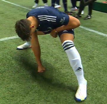 La pose pour abattre l’ennemi #FRAESP #ElevenAllStars