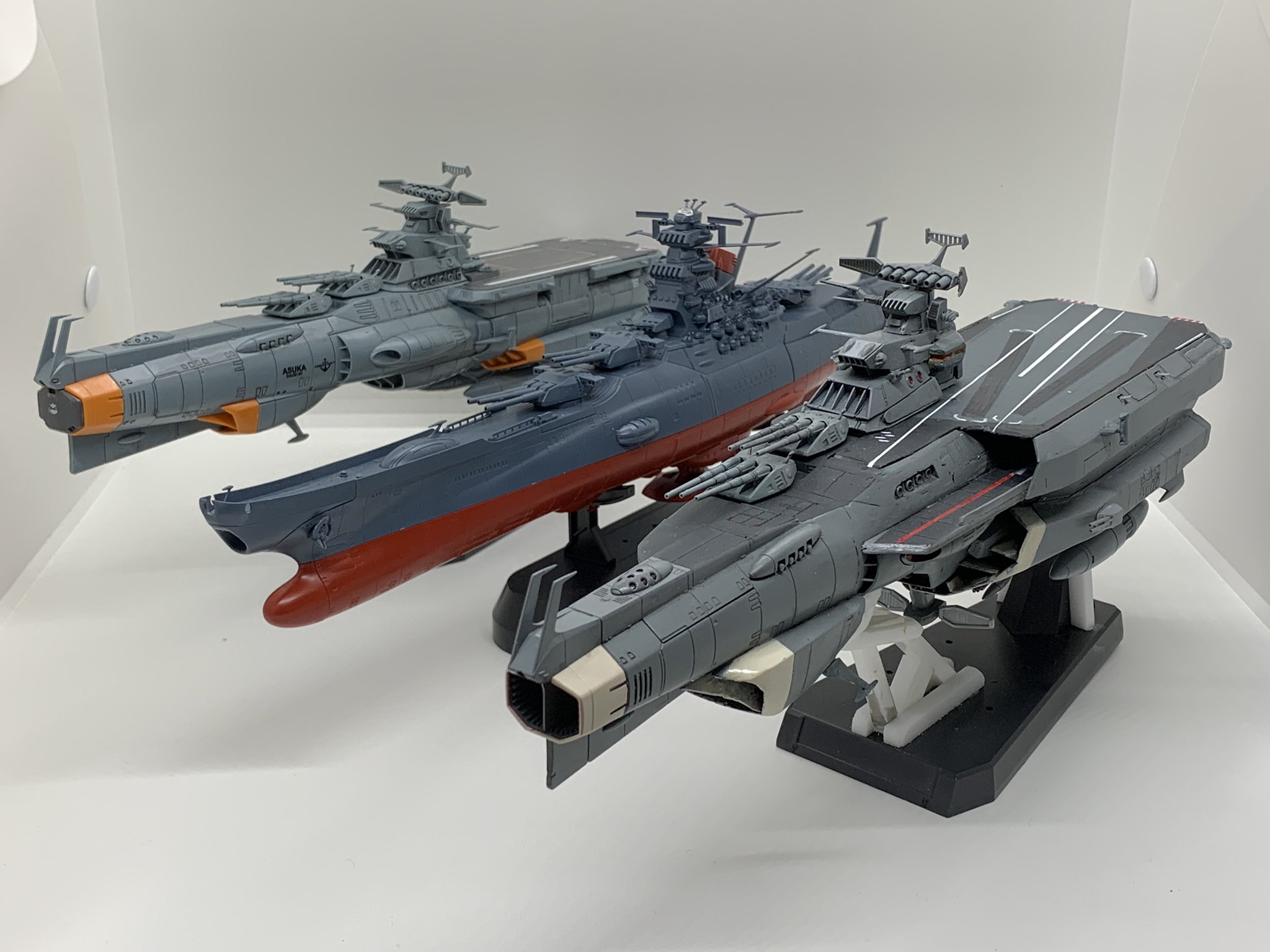 宇宙戦艦ヤマト 戦闘空母ヒュウガ 1/1000 模型・プラモデル 宇宙戦艦ヤマト 戦闘空母ヒュウガ 1/1000 模型・プラモデル